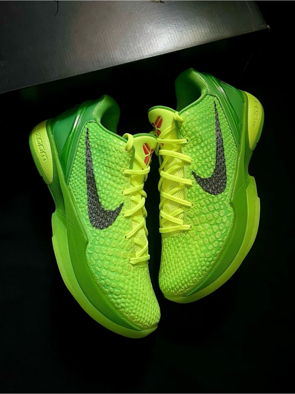 Nike Men's Neon Green Low-Top Basketball Sneakers with Black Swoosh